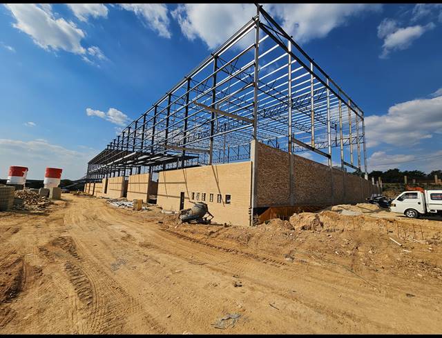 4,406M² WAREHOUSE FOR SALE IN NORTH RIDING